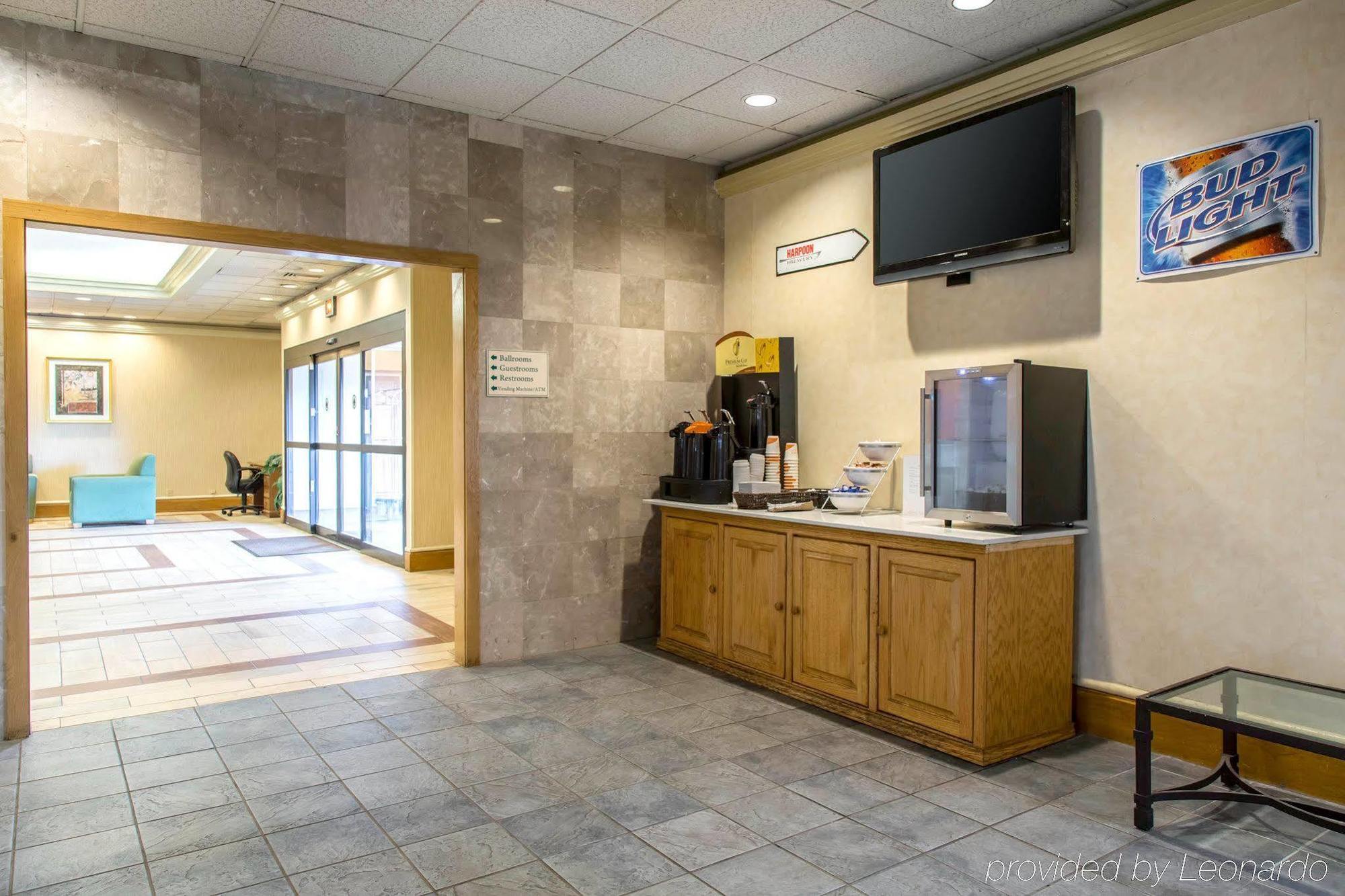 Quality Inn Windsor Locks Buitenkant foto